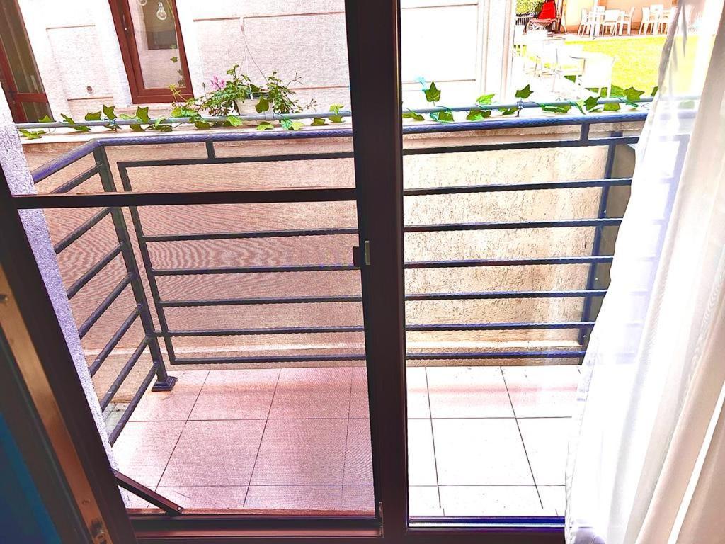 אפורי נורד Regency Villa מראה חיצוני תמונה