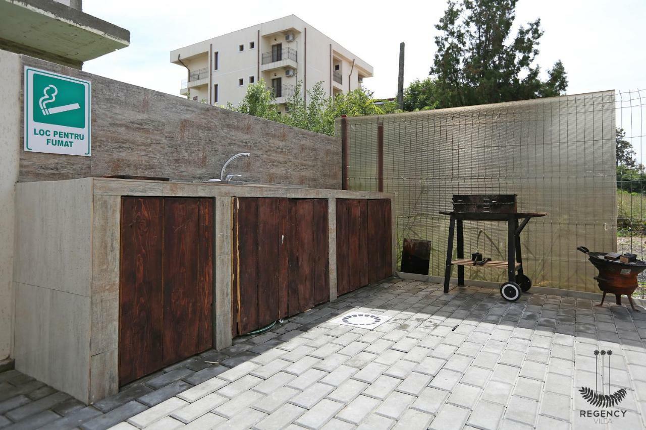 אפורי נורד Regency Villa מראה חיצוני תמונה